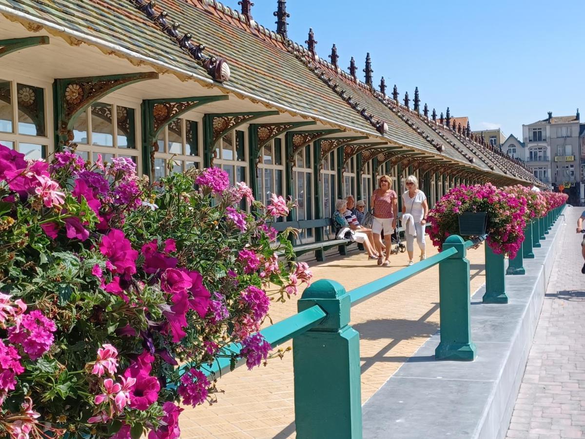 Appartement Blankenberge Zeedijk Aan De Pier Екстериор снимка